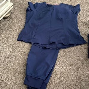 Petite large joggers and large top